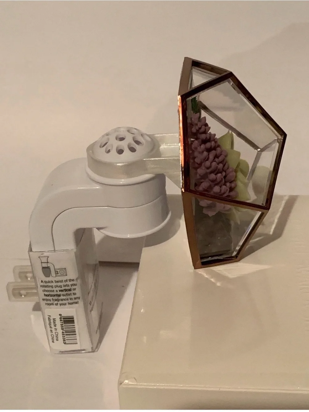 Bath & Body Works Rose Gold Geometric Succulent Wallflower Plug